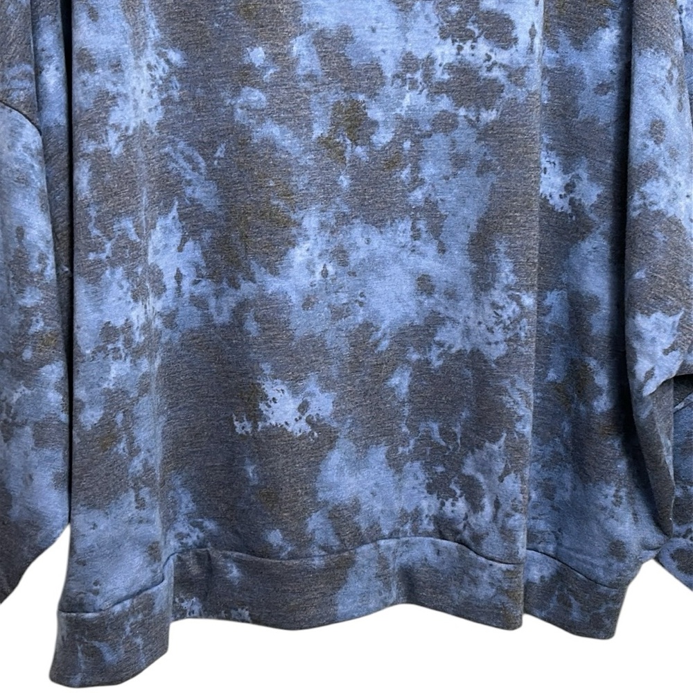 Zenana Size 1X Oversized Patterned Blue Dolman Sleeve Sweatshirt - Picture 3 of 7